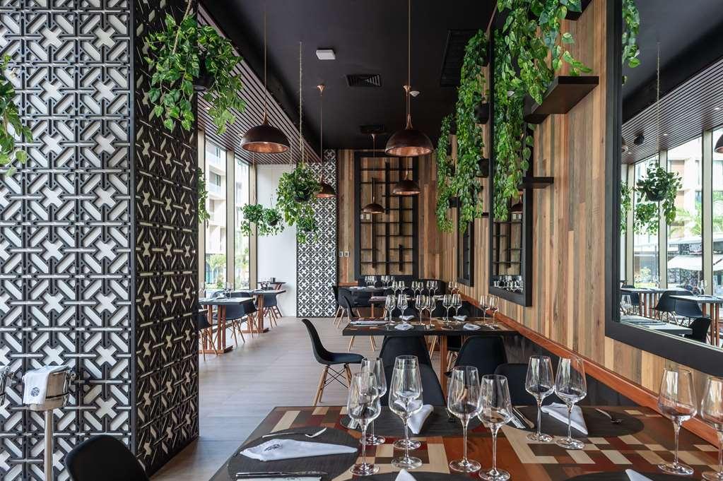 The Reef 28 Hotel Playa del Carmen Restaurant photo