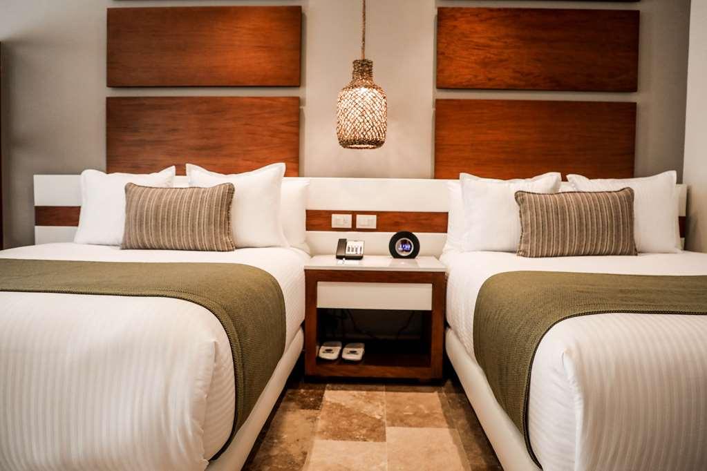 The Reef 28 Hotel Playa del Carmen Room photo