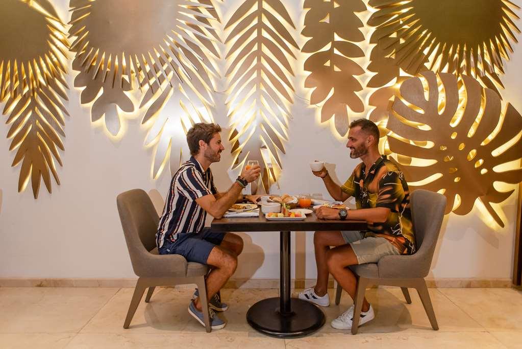 The Reef 28 Hotel Playa del Carmen Restaurant photo